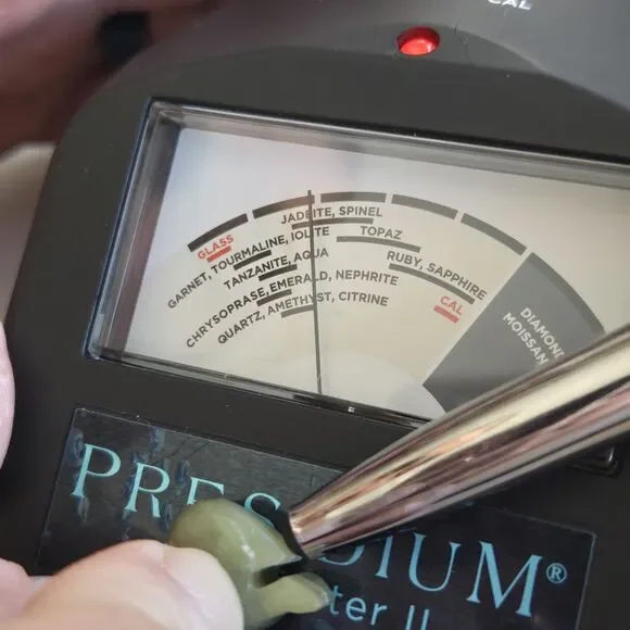 Vintage Carved Nephrite Jade Animal Pendant Necklace 1/20 12K Gold Filled Chain - Picture 12 of 16